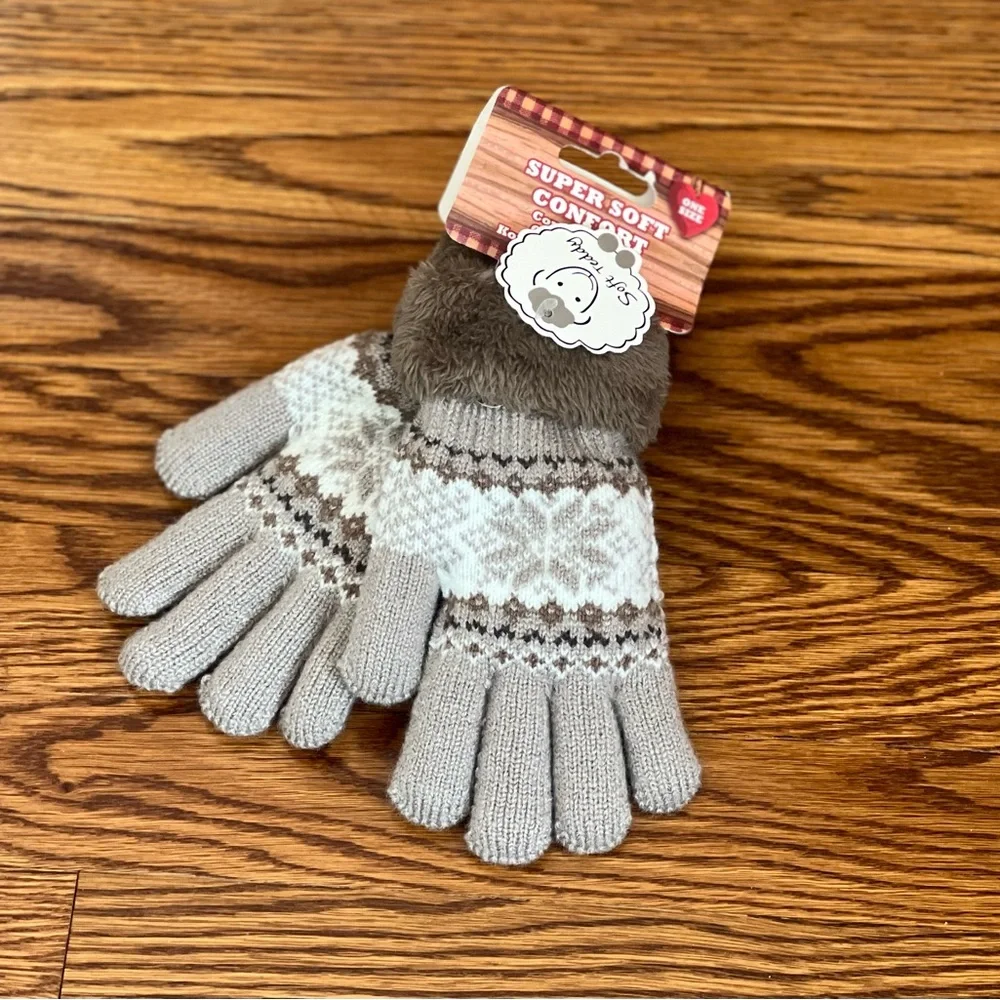 NWT JUMI Super Soft Teddy Gloves